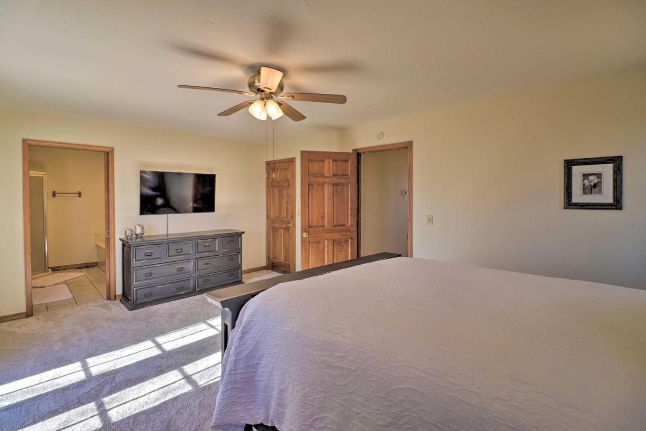 Secluded Marble Falls Family Home With Mtn Views! Екстер'єр фото
