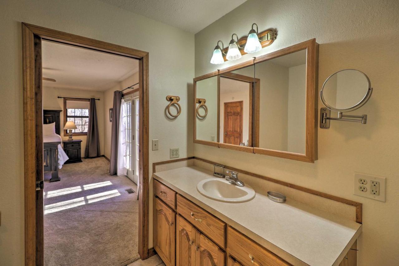 Secluded Marble Falls Family Home With Mtn Views! Екстер'єр фото