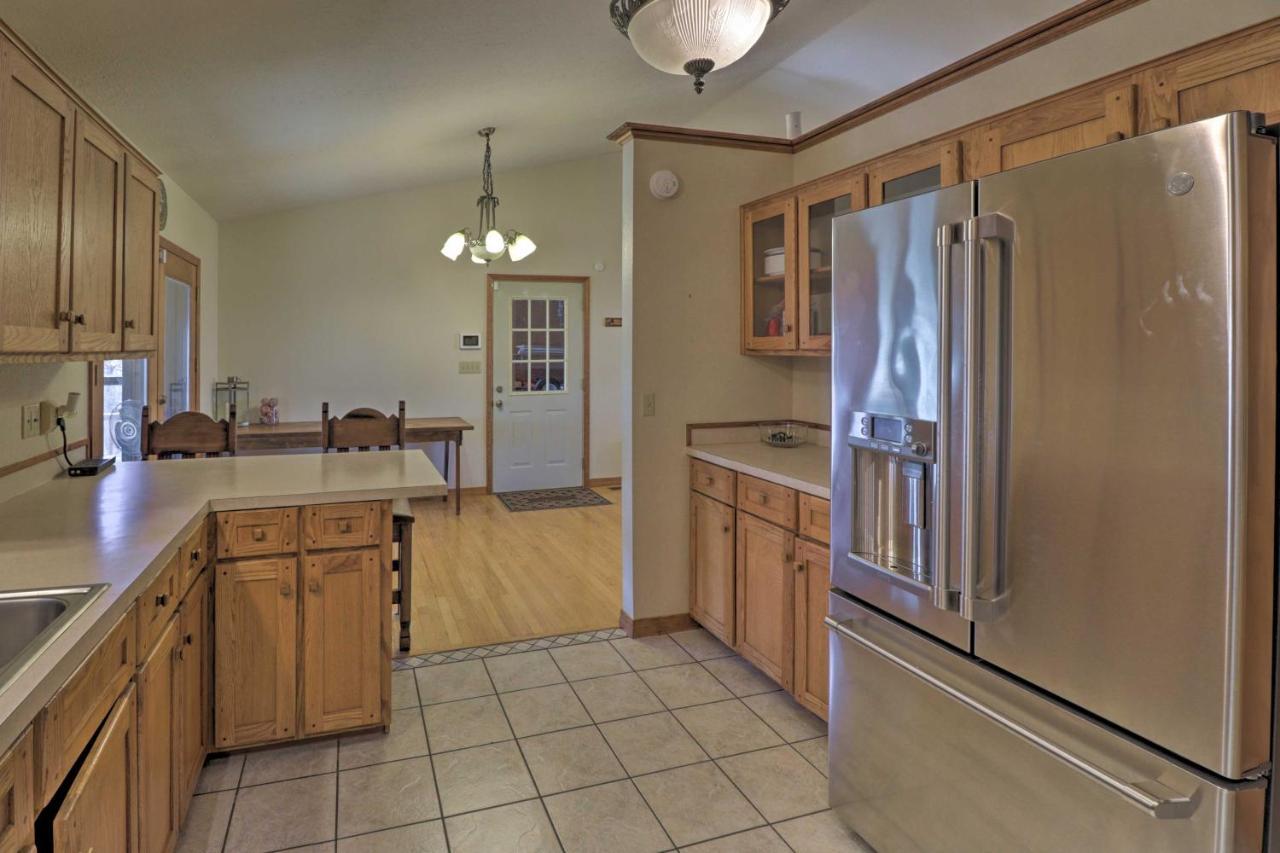 Secluded Marble Falls Family Home With Mtn Views! Екстер'єр фото